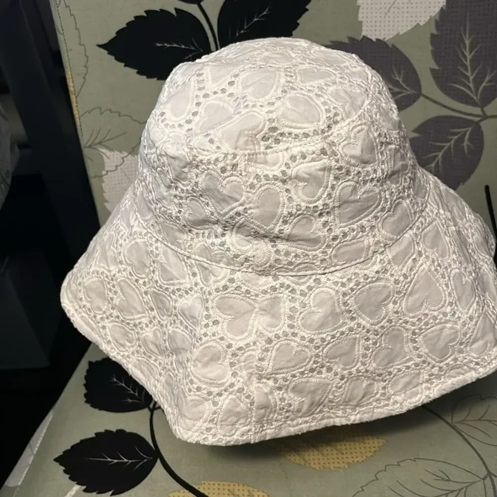 ASOS style broderie